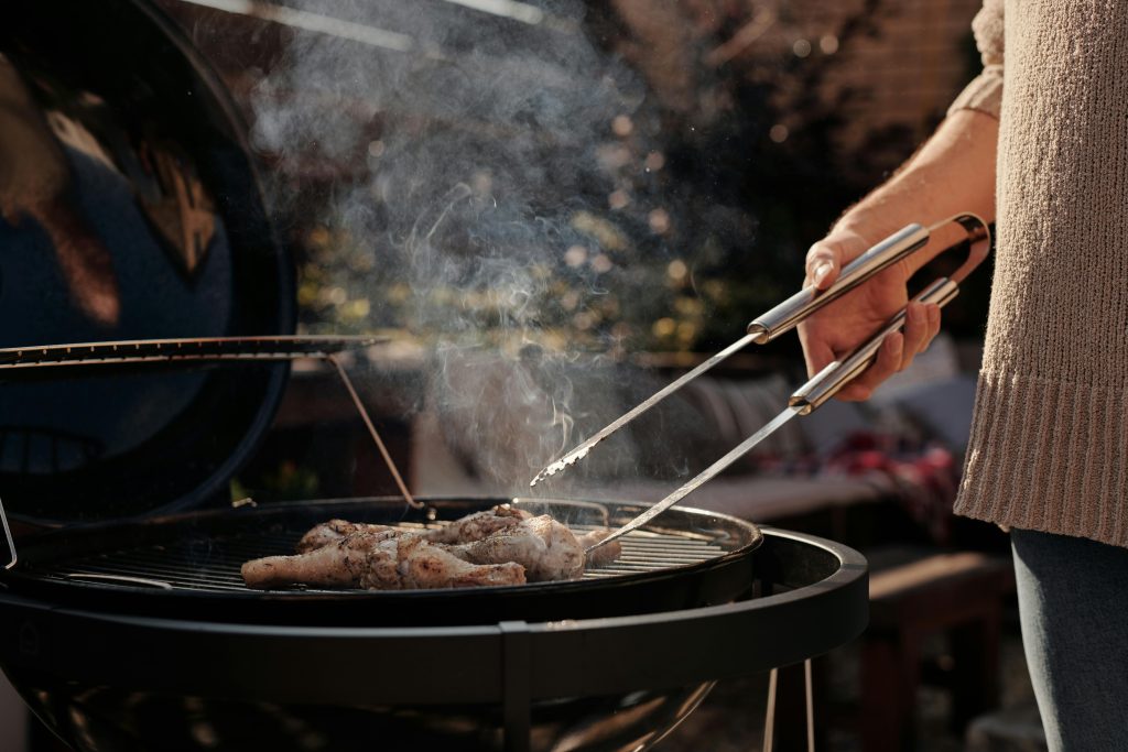 受專業烹調的燒烤食物：無需自己準備